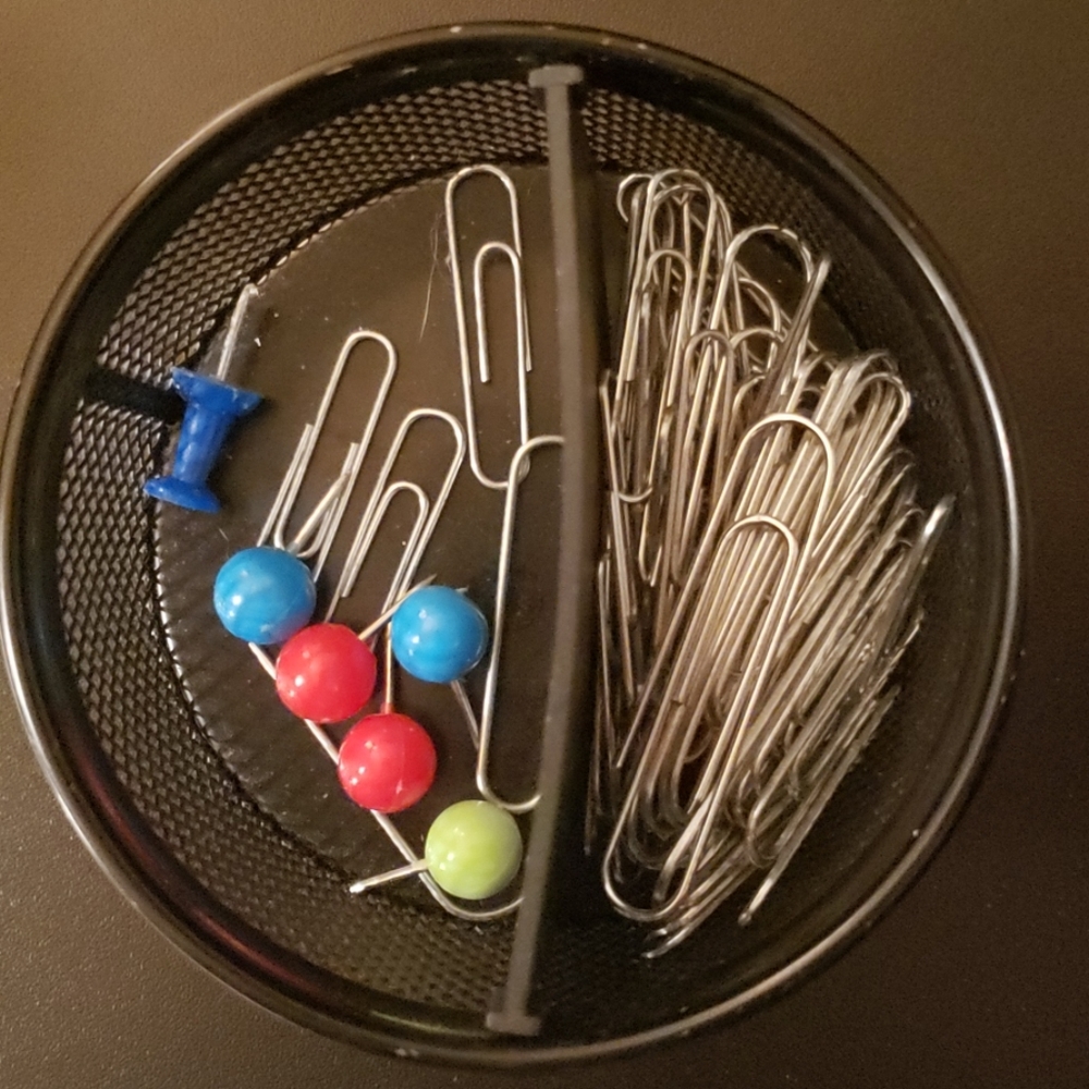 Desk organizer - Picture 2 of 2